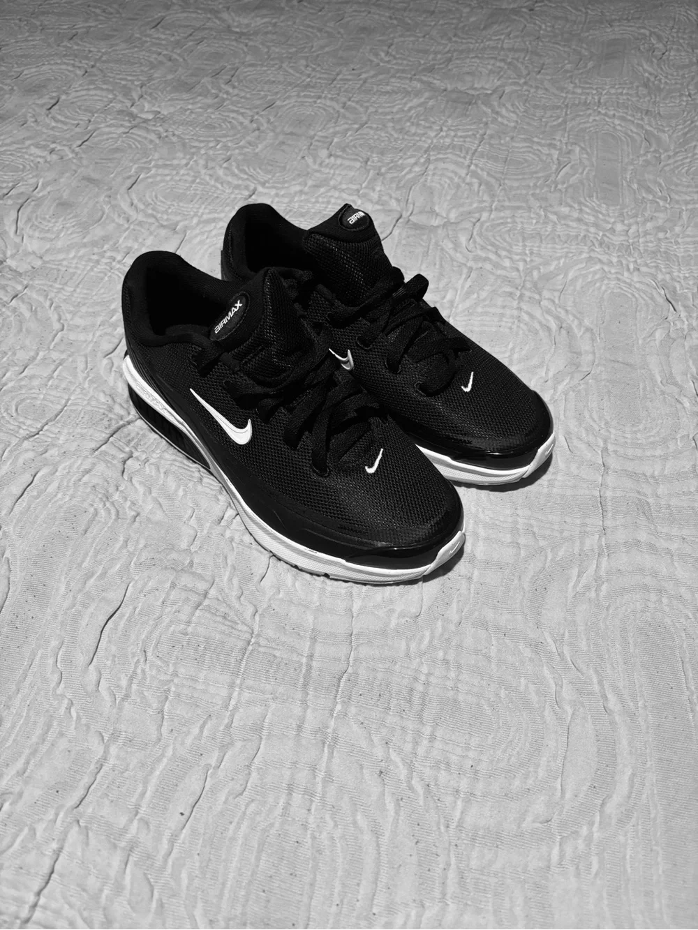 N/A versatile black